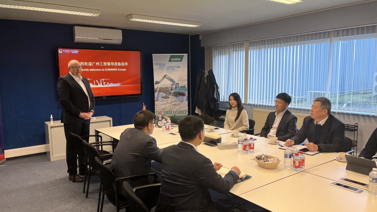 广州工控党委书记、董事长景广军率队赴122cc太阳成智能欧洲子公司考察