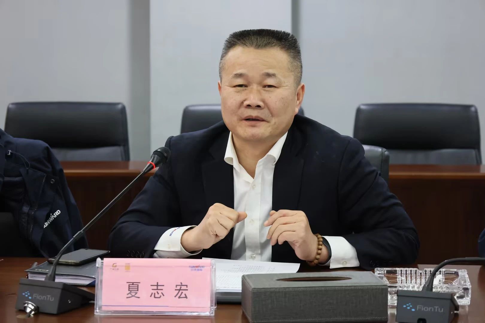 新思绪、、新领域、、新相助、、新突破！中铁十二局到访122cc太阳成智能