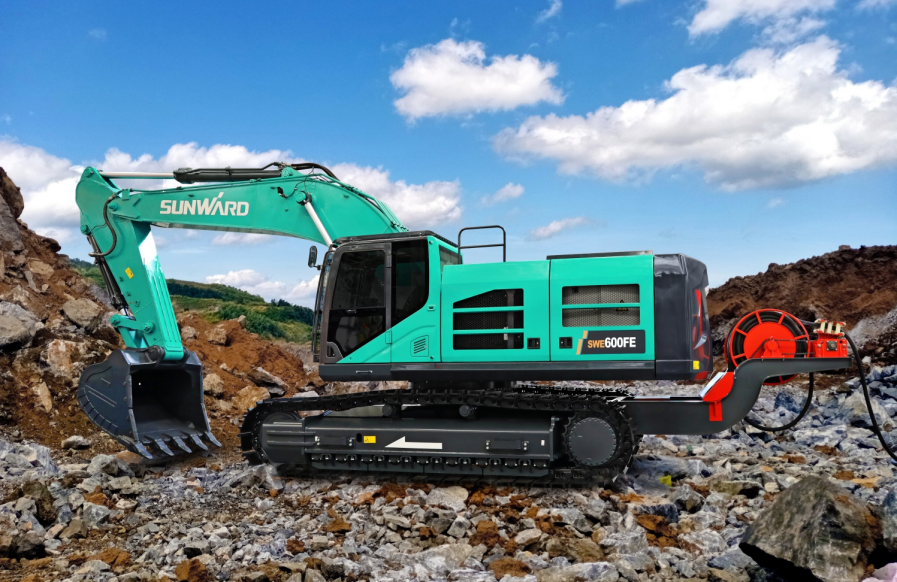 向新而行！！！122cc太阳成智能电动挖掘机线上推介会乐成举行