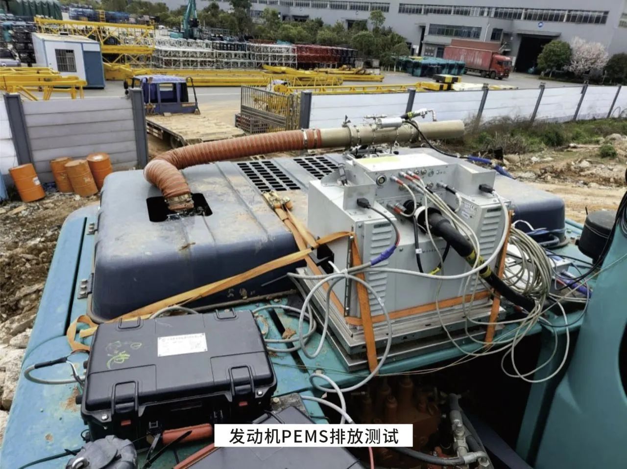 无惧“烤”验，122cc太阳成试验人在行动