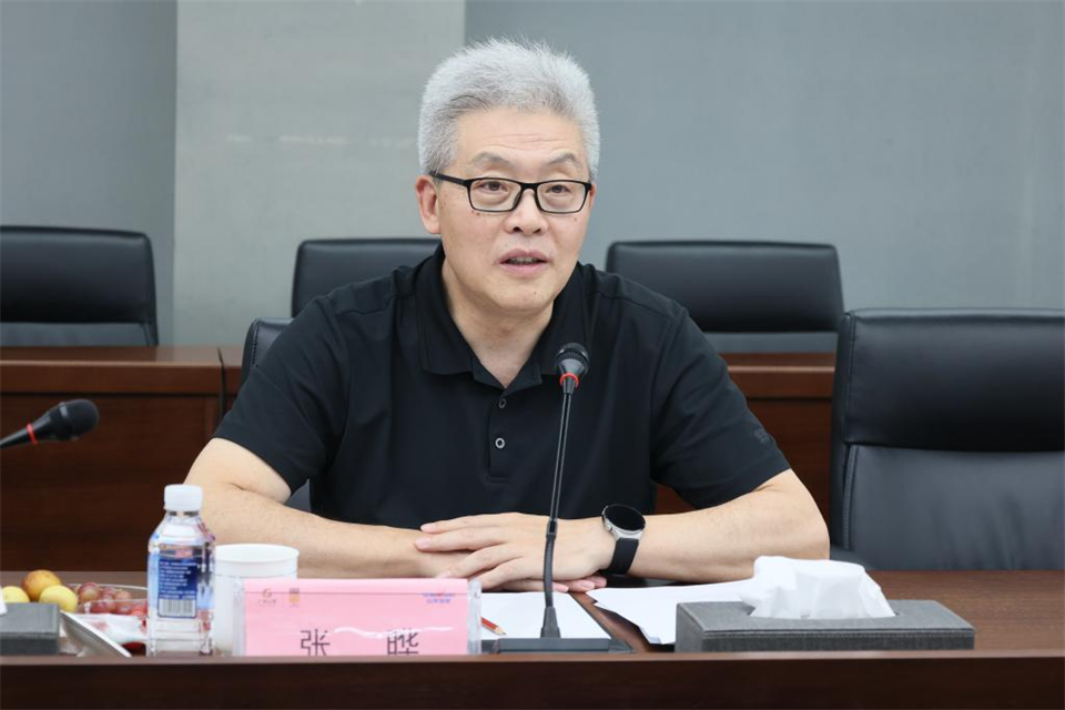 中国五矿工会主席、、职工董事张晔到122cc太阳成智能调研交流