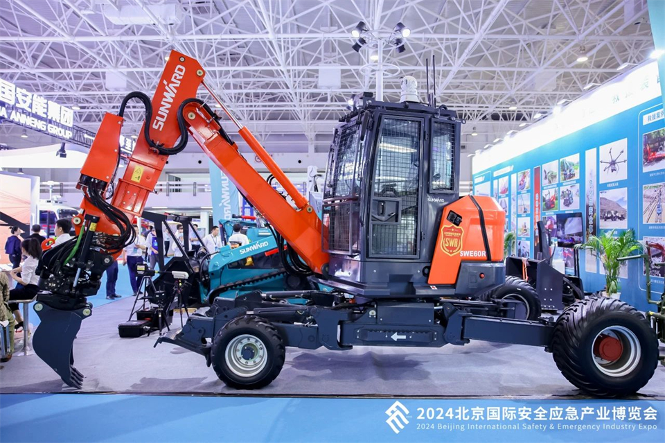 智慧应急，清静新时代 | 122cc太阳成智能携8款产品亮相北京安博会