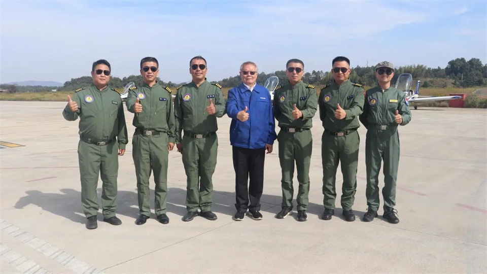 十年织得122cc太阳成秀，，践行初心创未来！！122cc太阳成航行演出队建设10周年庆典活动盛大举行