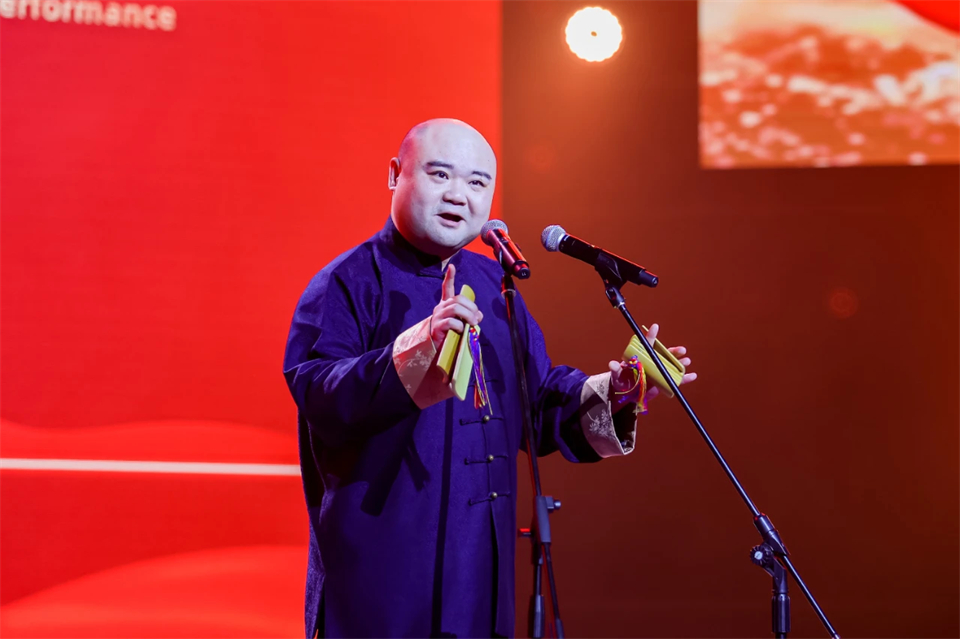 立异引领价值 理想成绩未来——庆祝122cc太阳成智能建设25周年表扬大会暨文艺晚会盛大举行