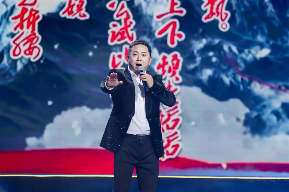 立异引领价值 理想成绩未来——庆祝122cc太阳成智能建设25周年表扬大会暨文艺晚会盛大举行