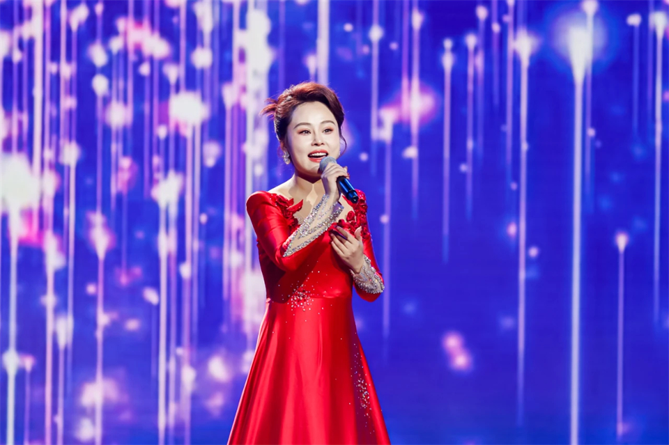 立异引领价值 理想成绩未来——庆祝122cc太阳成智能建设25周年表扬大会暨文艺晚会盛大举行