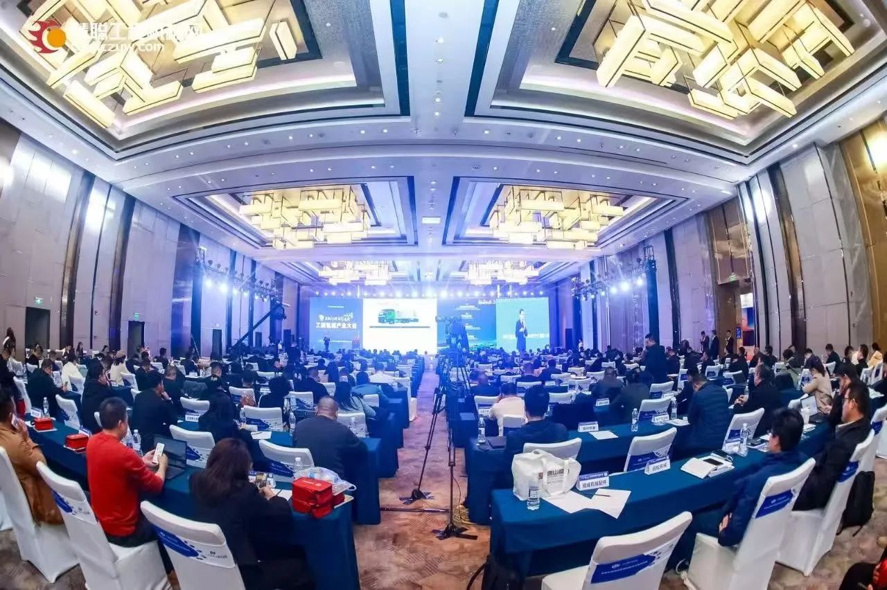 点赞！！！122cc太阳成智能立异装备荣登CMIIC2024明星产品榜单