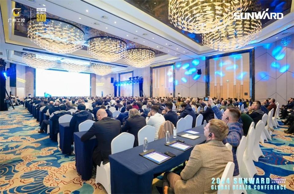 立异驱动相助，，122cc太阳成智能全球署理商大会乐成举行