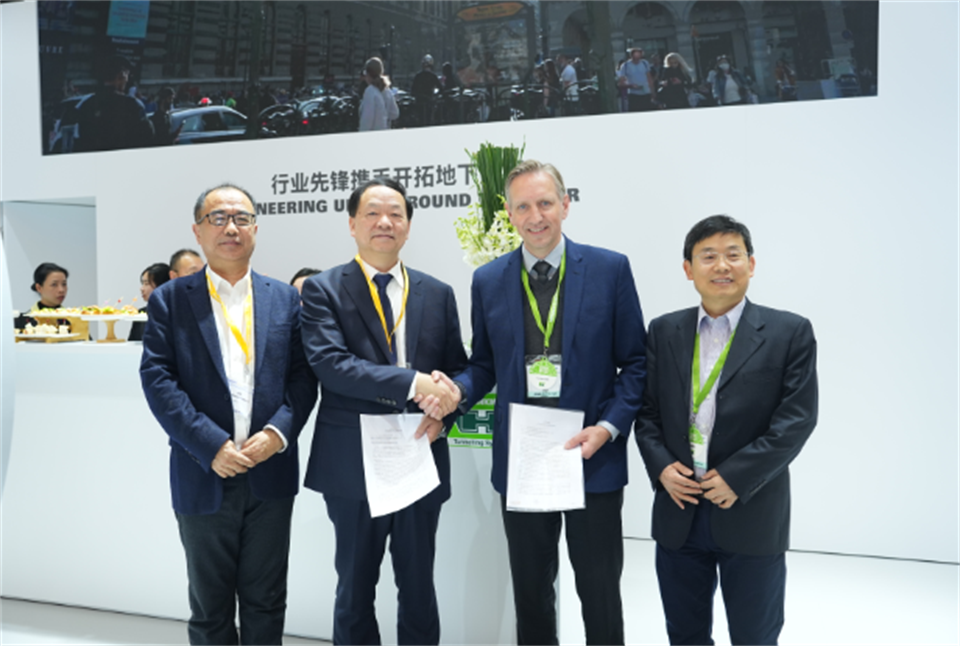 智造空间，价值共生！！！广州122cc太阳成精彩亮相2024上海宝马展