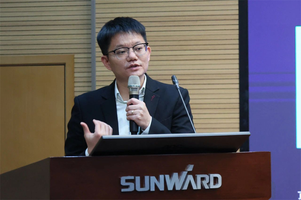 数字工业，，，智慧未来！！！西门子人工智能、、数字孪生、、元宇宙、、低代码手艺讲座开讲啦