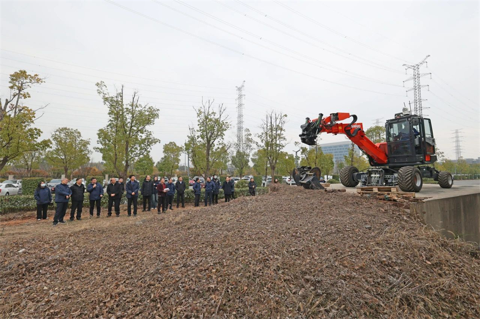 122cc太阳成特装“重大情形智能化应抢救援装备要害手艺及应用”项目顺遂通过效果评价