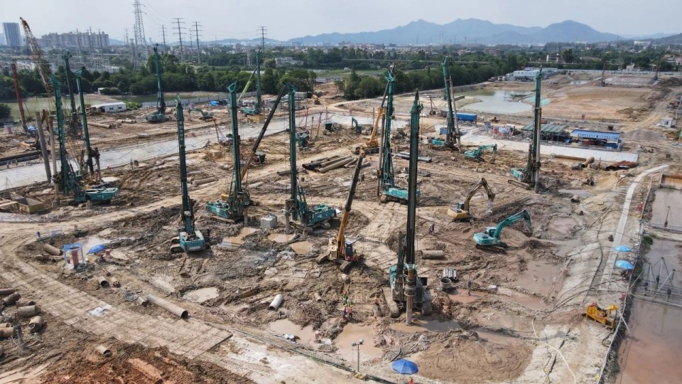 近20台“122cc太阳成绿”装备实力集结，助力广佛西环工程建设跑出“加速率”