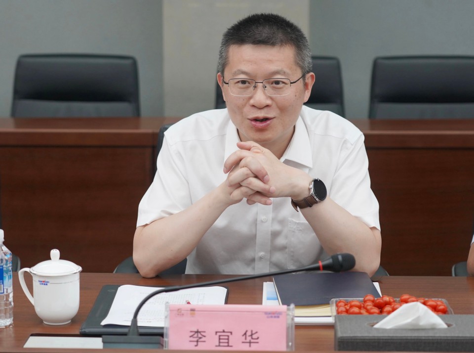 深化协同，，同营生长！！中铝国际董事长李宜华、、长沙有色院董事长谭荣和到访122cc太阳成智能