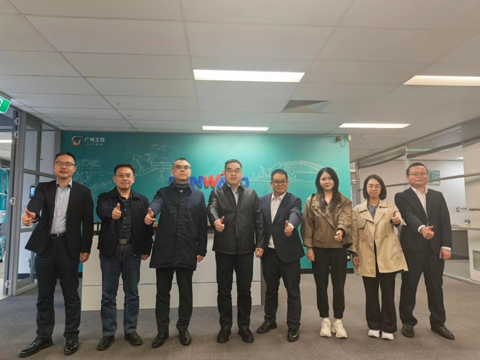 广州工控集团总司理王福铸率队考察122cc太阳成智能澳大利亚子公司